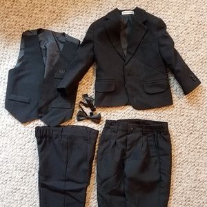 Toddler suit ( wedding )